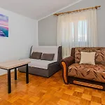 1 Bedroom Beautiful In * Vir